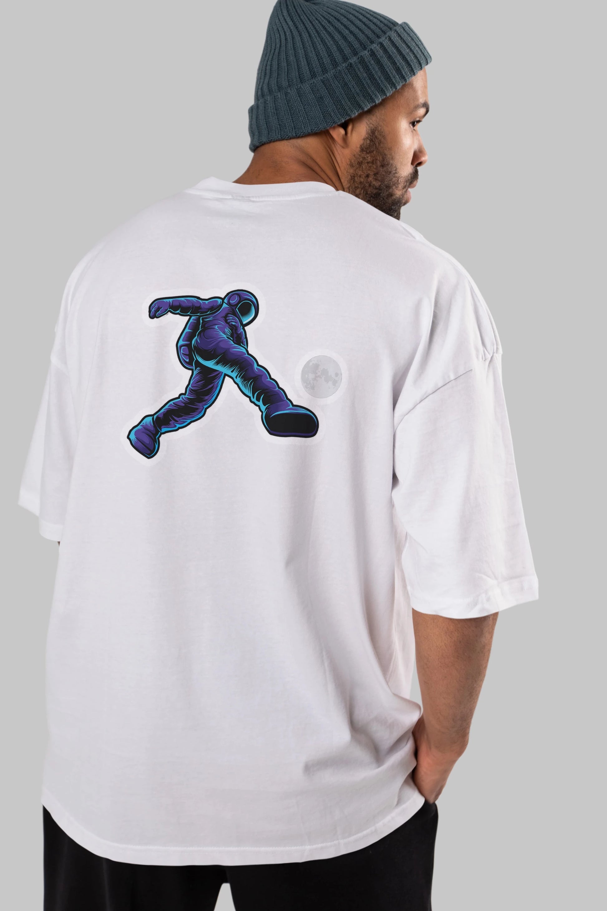 Astroball in Space Sticker Arka Baskılı Oversize t-shirt Erkek Kadın Unisex