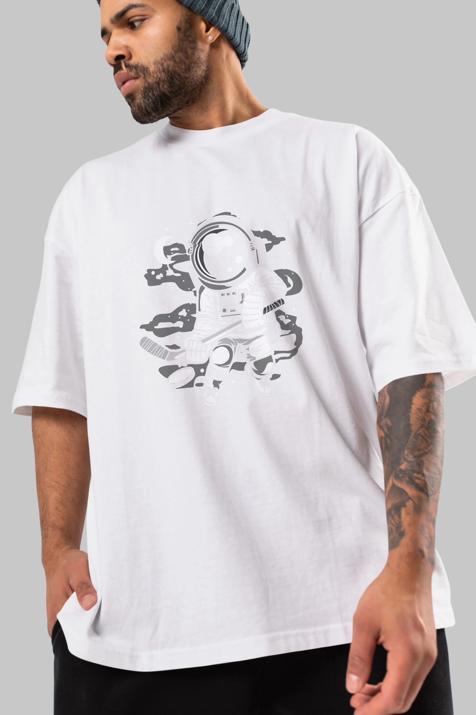 Hockey Player Astronaut Ön Baskılı Oversize t-shirt Erkek Kadın Unisex