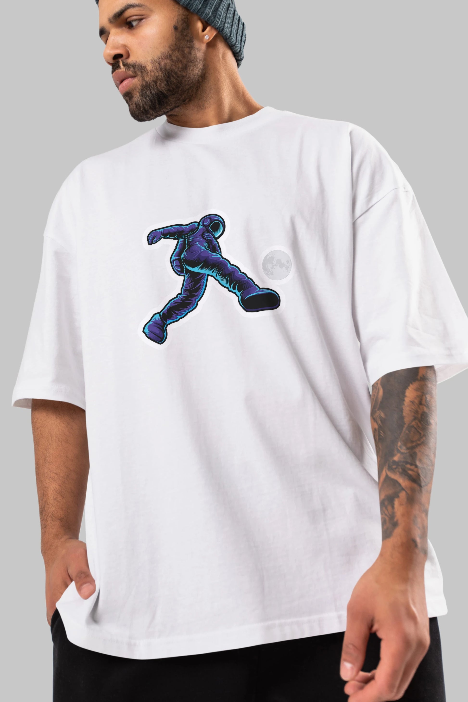 Astroball in Space Sticker Ön Baskılı Oversize t-shirt Erkek Kadın Unisex