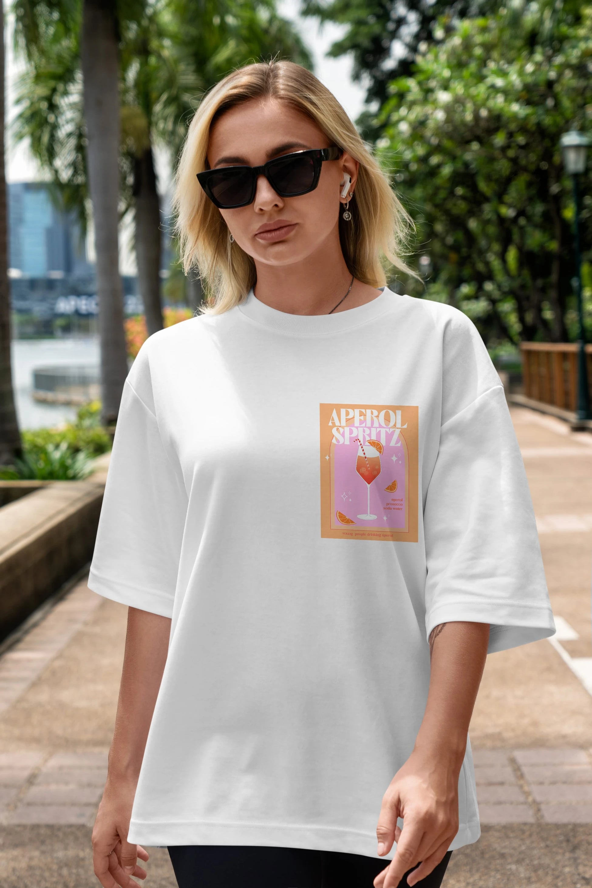 Aperol Spritz 2 Ön Sol Baskılı Oversize t-shirt Erkek Kadın Unisex %100 Pamuk Bisiklet Yaka tişort