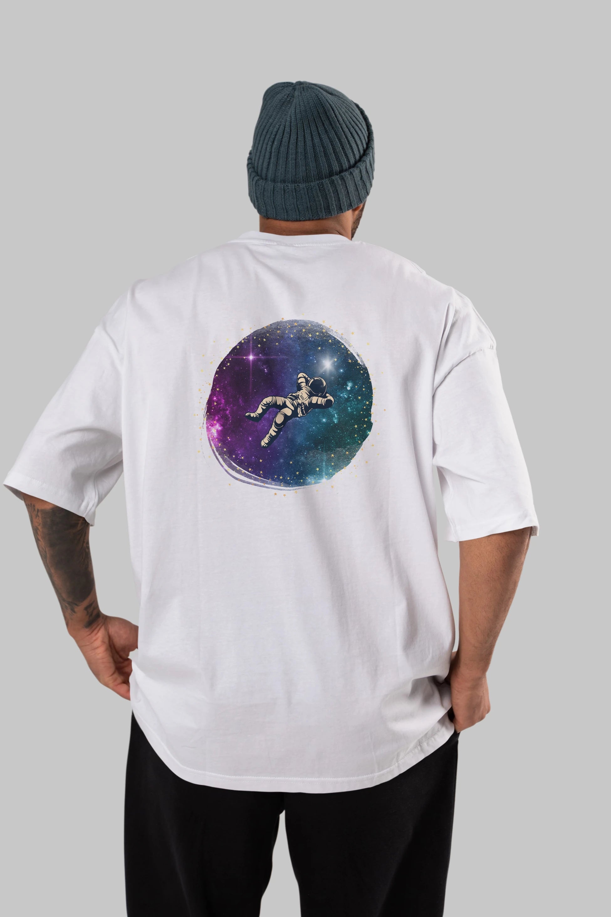 Astronaut in the Galaxy Arka Baskılı Oversize t-shirt Erkek Kadın Unisex