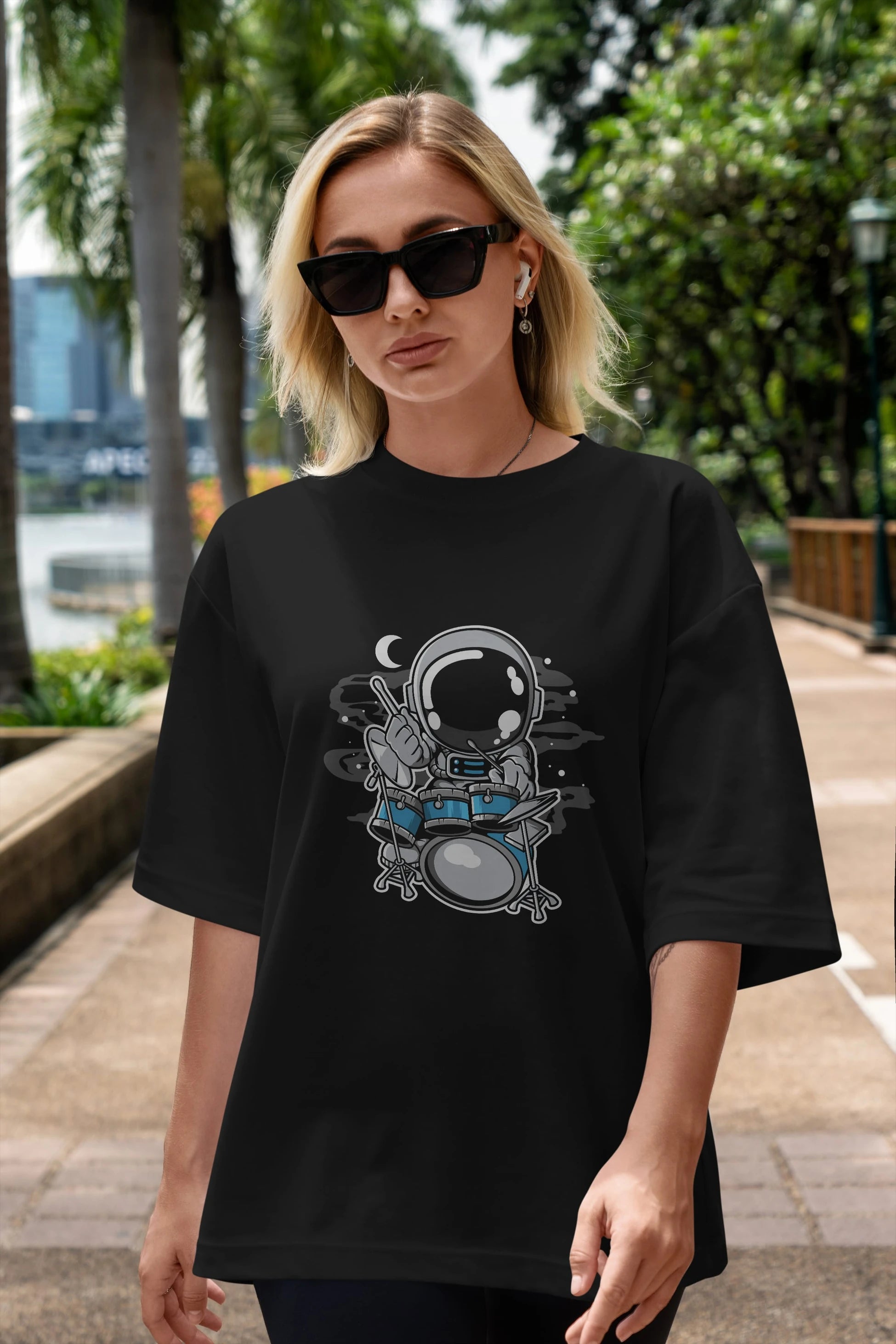 Astronaut Drummer Ön Baskılı Oversize t-shirt Erkek Kadın Unisex