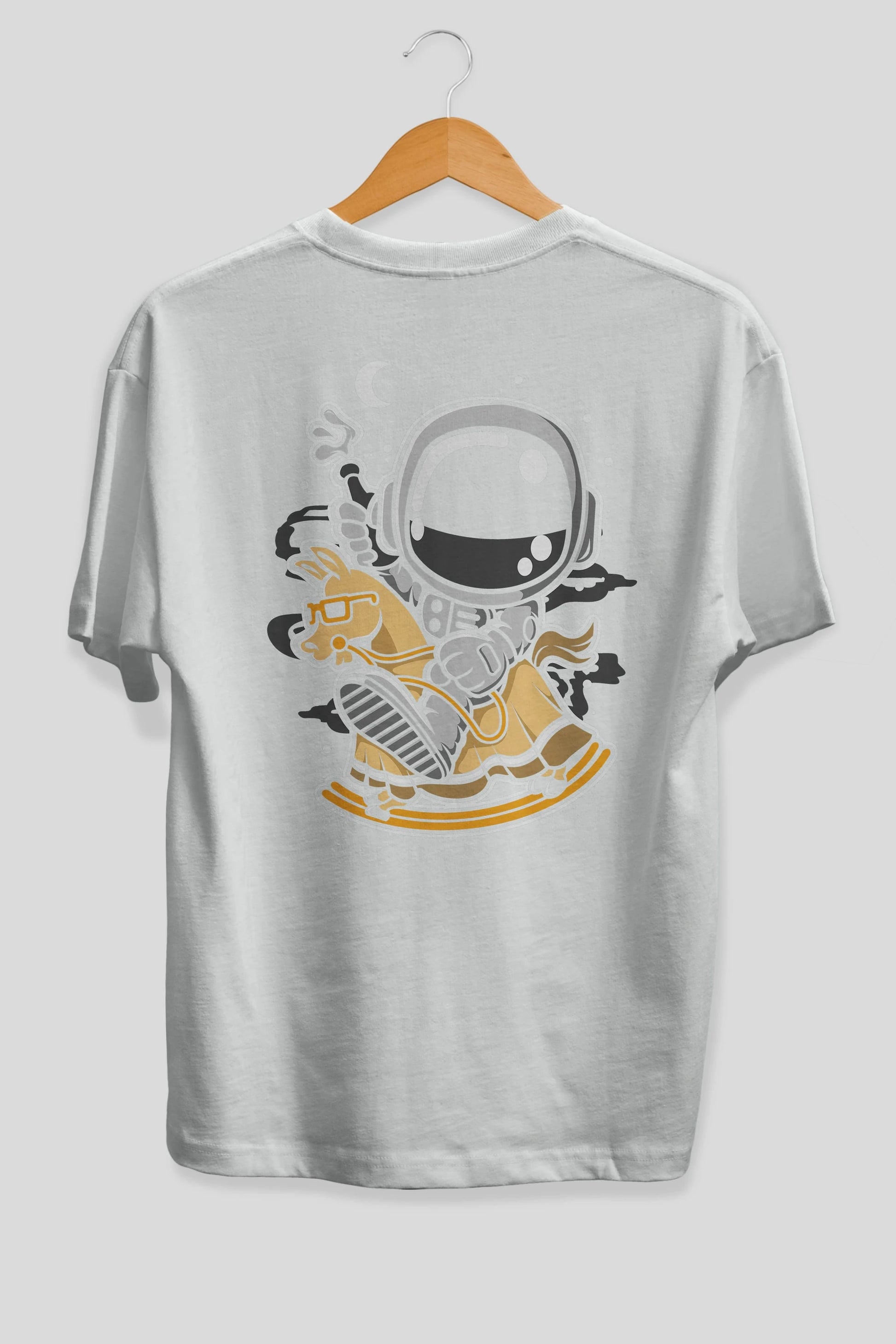 Astronaut RidingToy Horse Arka Baskılı Oversize t-shirt Erkek Kadın Unisex