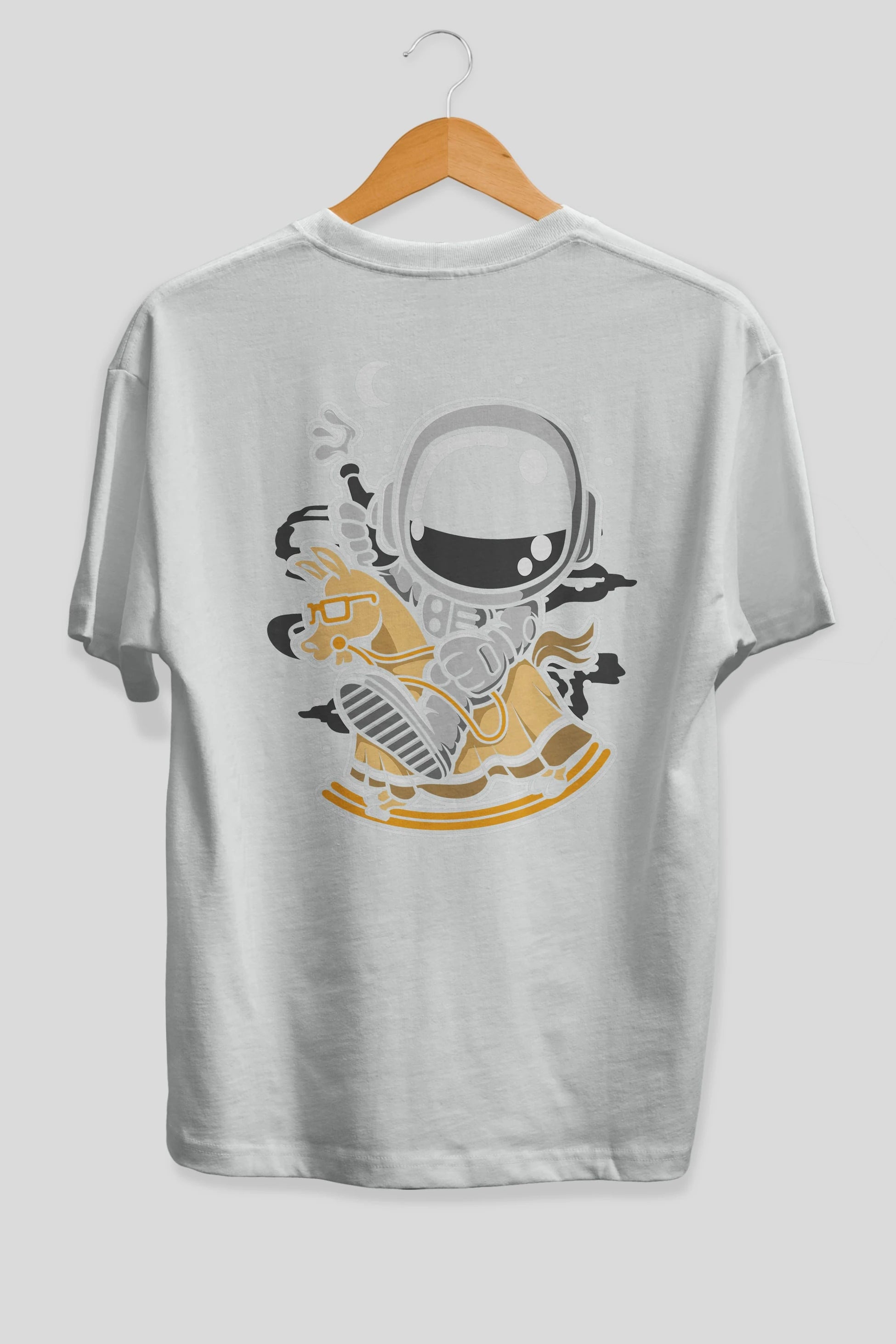 Astronaut RidingToy Horse Arka Baskılı Oversize t-shirt Erkek Kadın Unisex