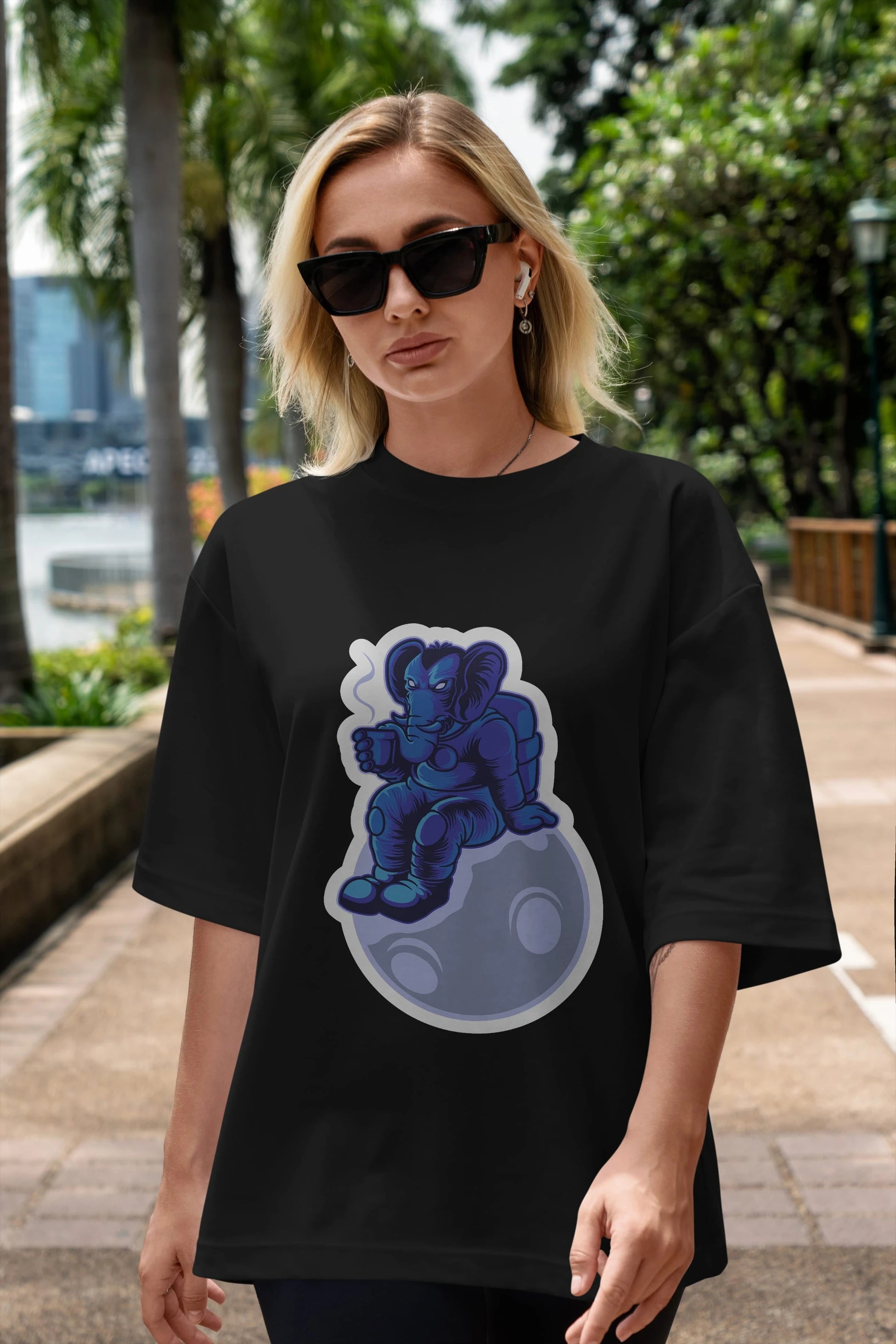 Space Elephant Drink Coffee Sticker Ön Baskılı Oversize t-shirt Erkek Kadın Unisex