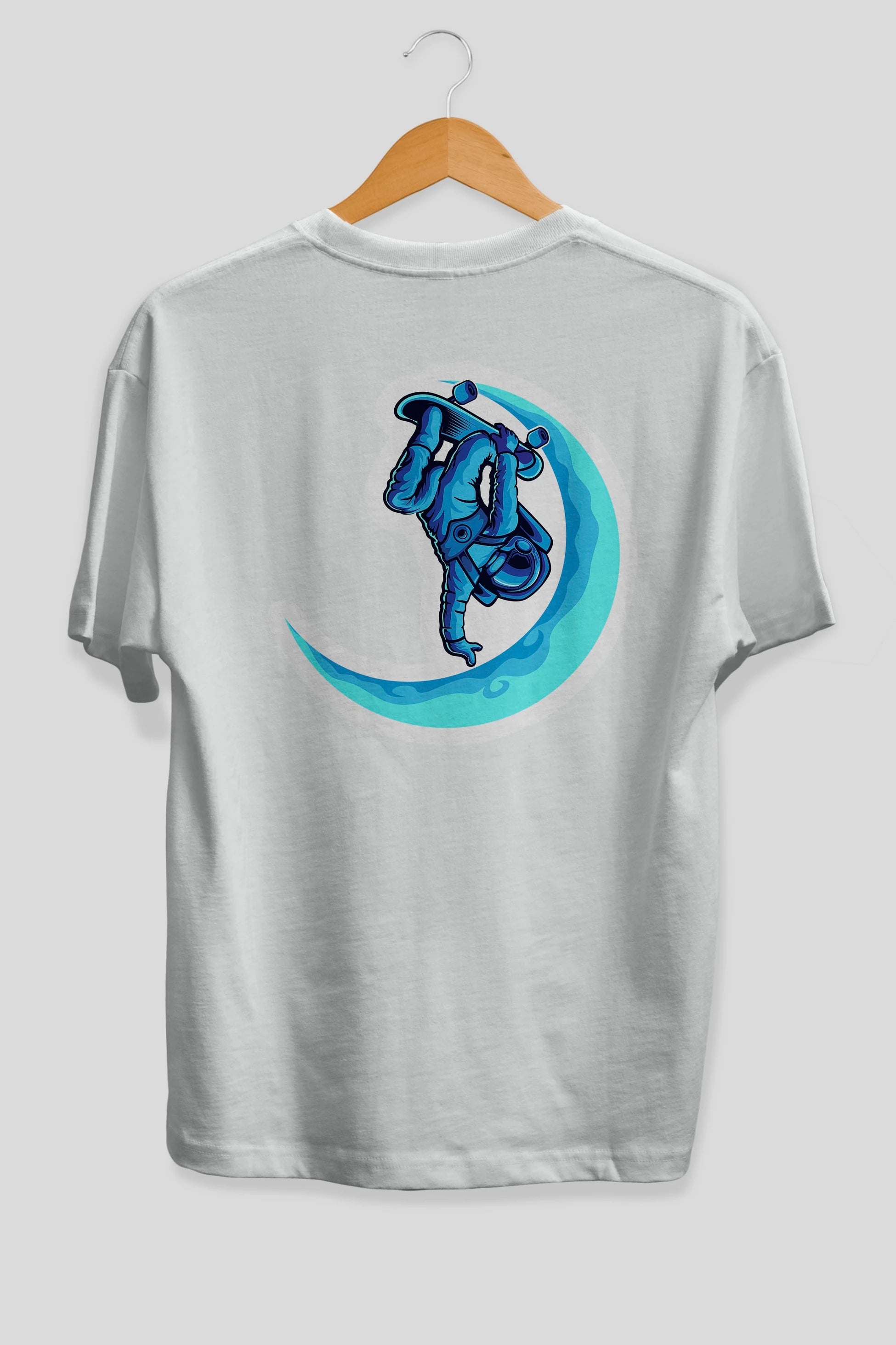 Skating on the moon sticker Arka Baskılı Oversize t-shirt Erkek Kadın Unisex