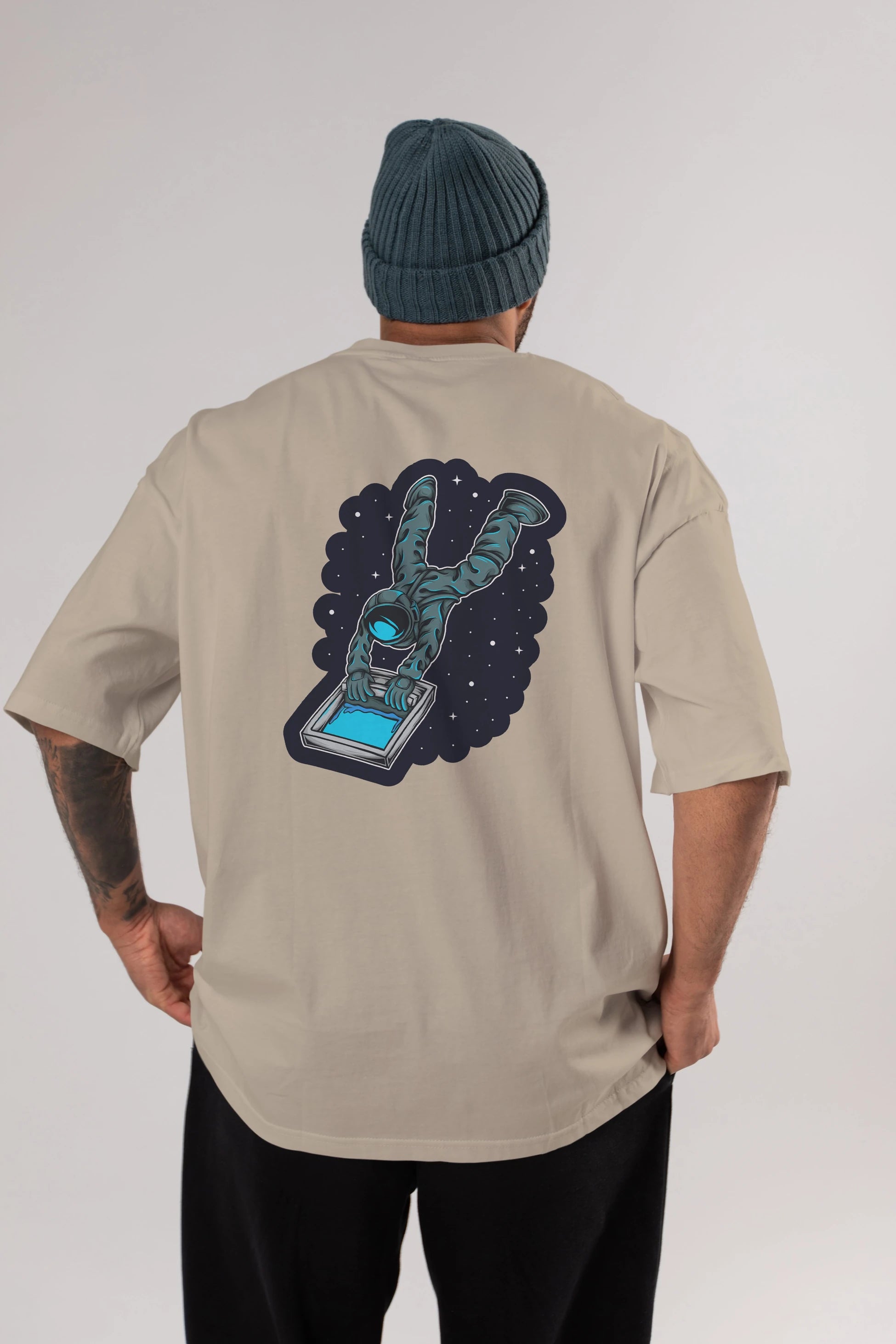 Astroscreen Sticker Arka Baskılı Oversize t-shirt Erkek Kadın Unisex