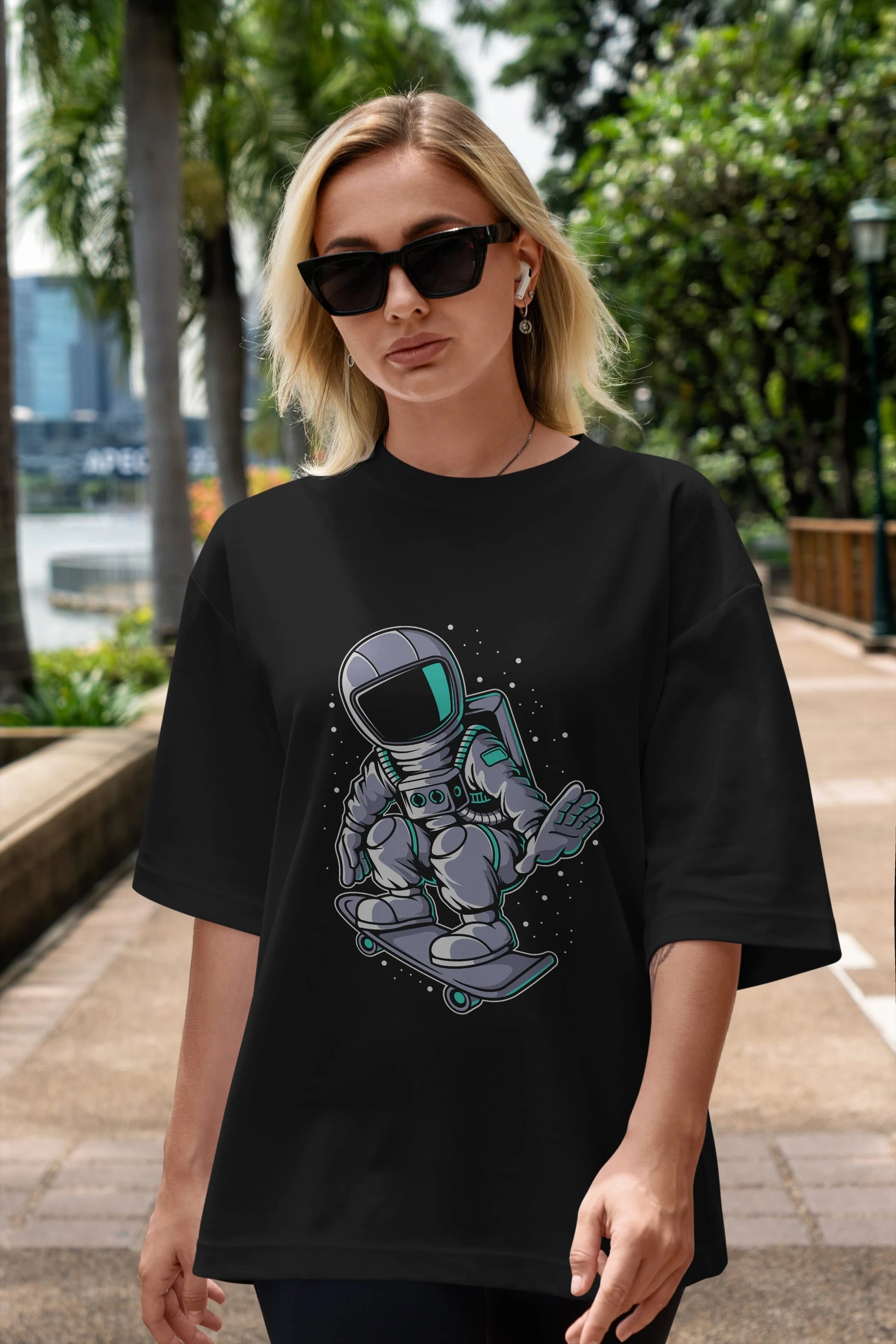 Astronaut Skater Ön Baskılı Oversize t-shirt Erkek Kadın Unisex