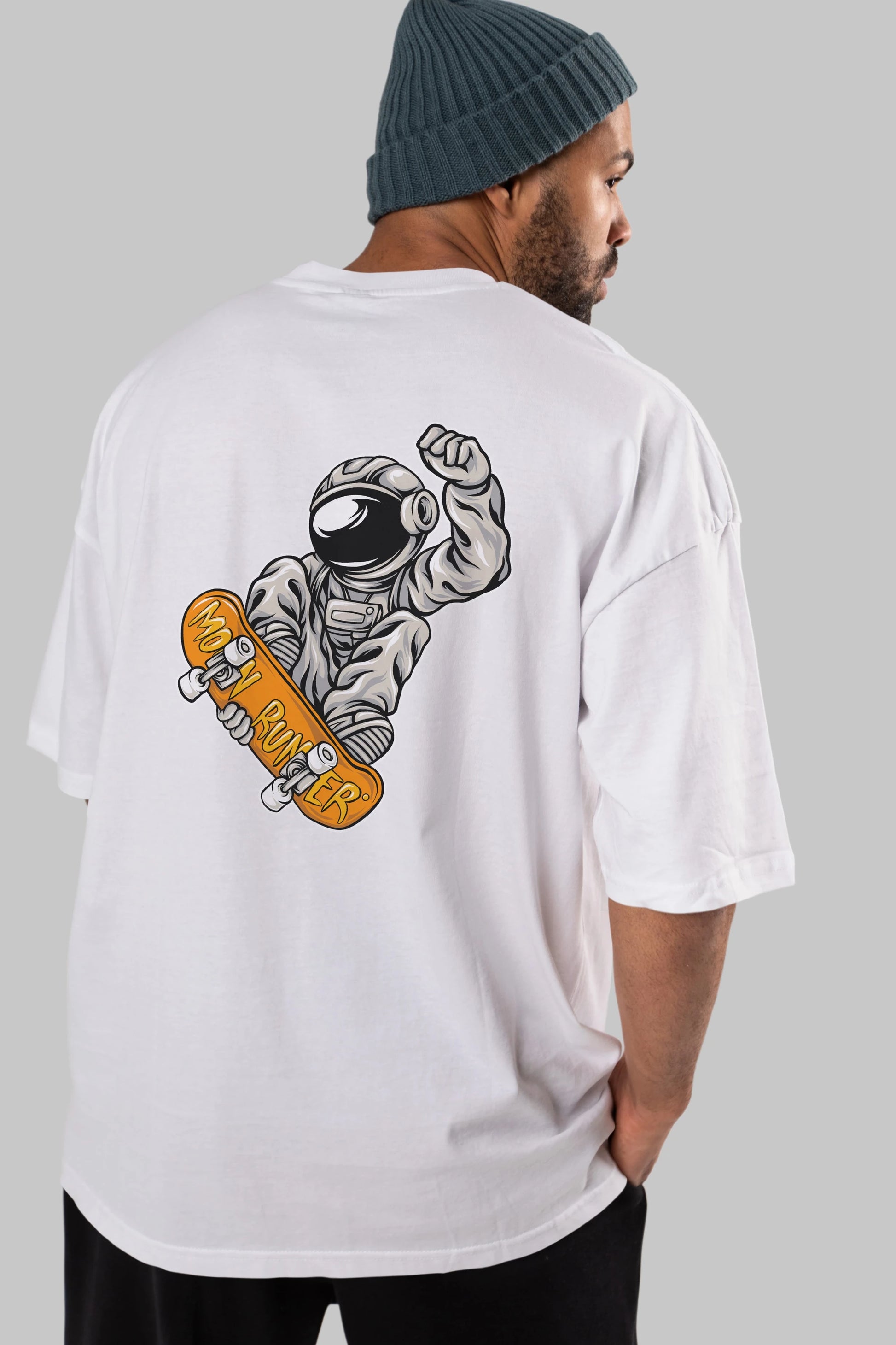 Moon Runner Arka Baskılı Oversize t-shirt Erkek Kadın Unisex