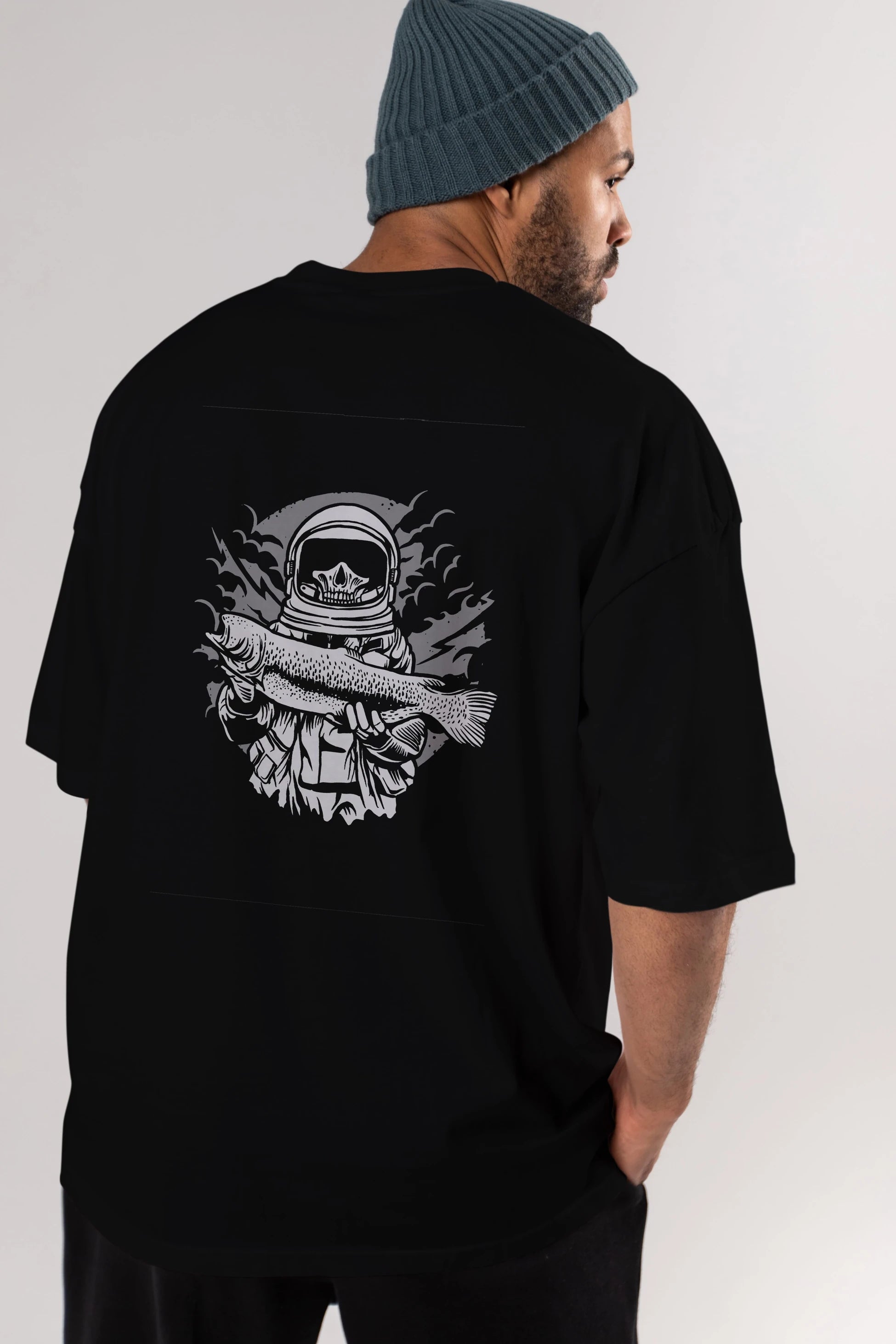 Astronaut Fishing Arka Baskılı Oversize t-shirt Erkek Kadın Unisex %100 Pamuk