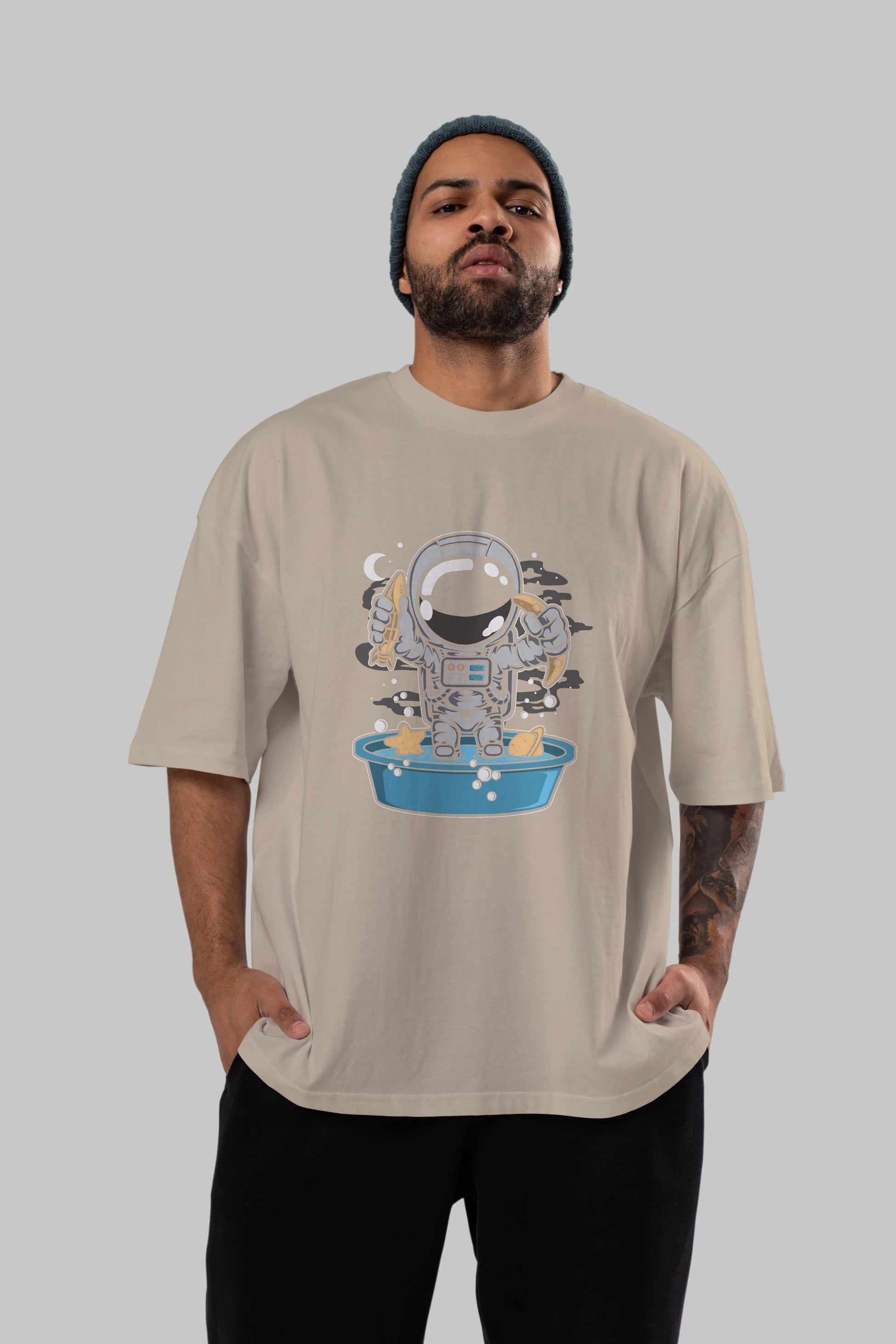 Astronaut Bath Tub Ön Baskılı Oversize t-shirt Erkek Kadın Unisex