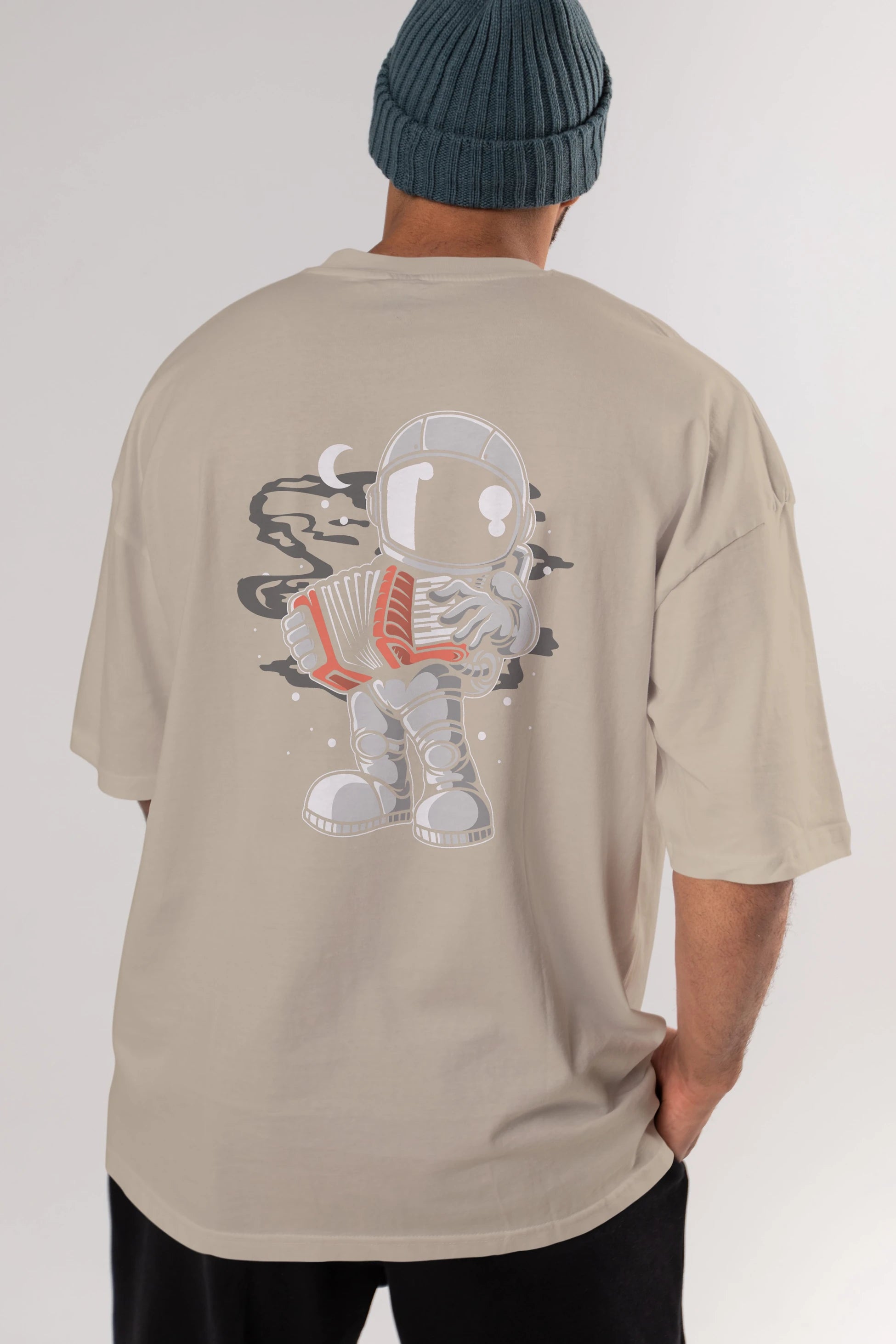 Astronaut Accordion Arka Baskılı Oversize t-shirt Erkek Kadın Unisex