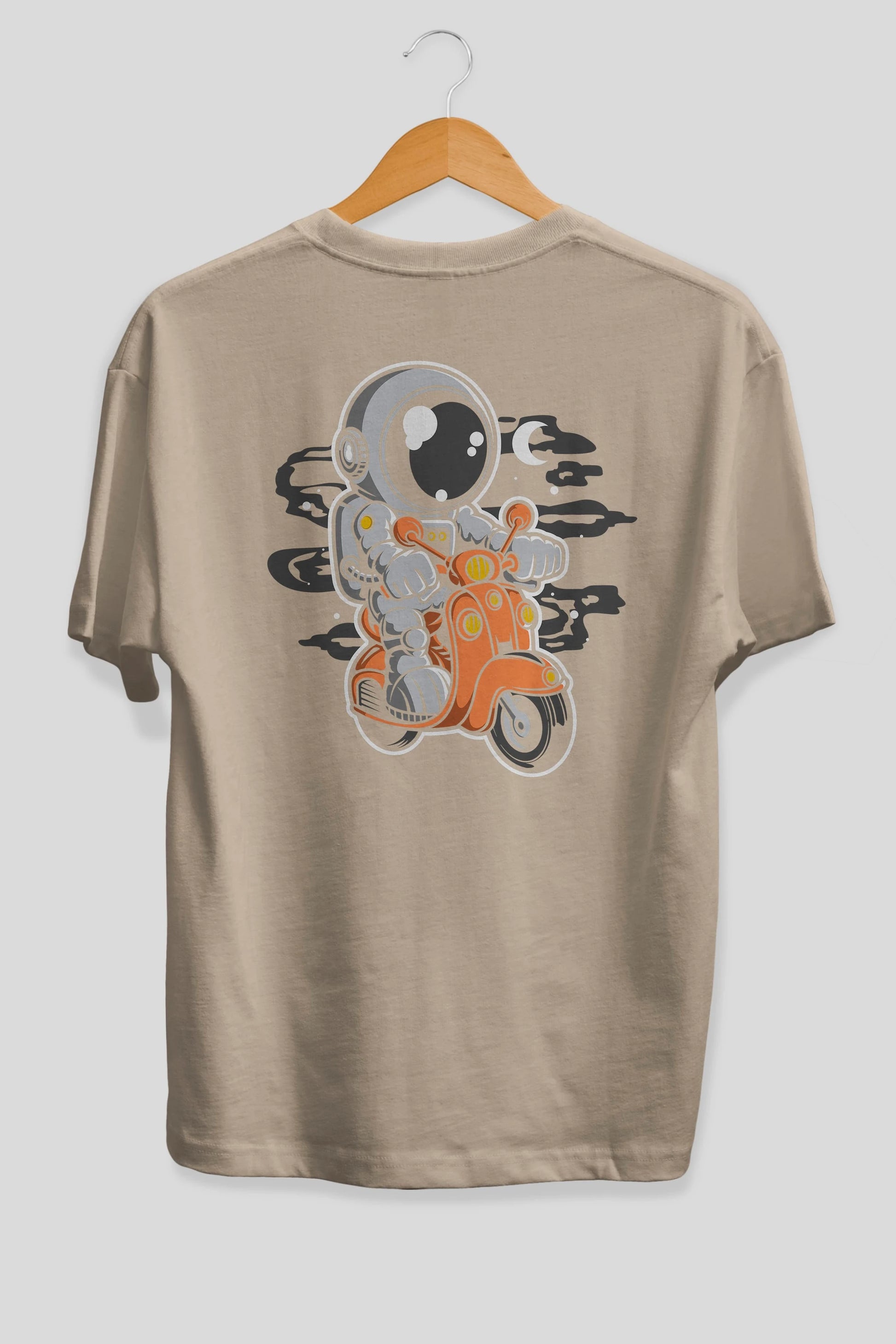 Astronaut Scooter Arka Baskılı Oversize t-shirt Erkek Kadın Unisex