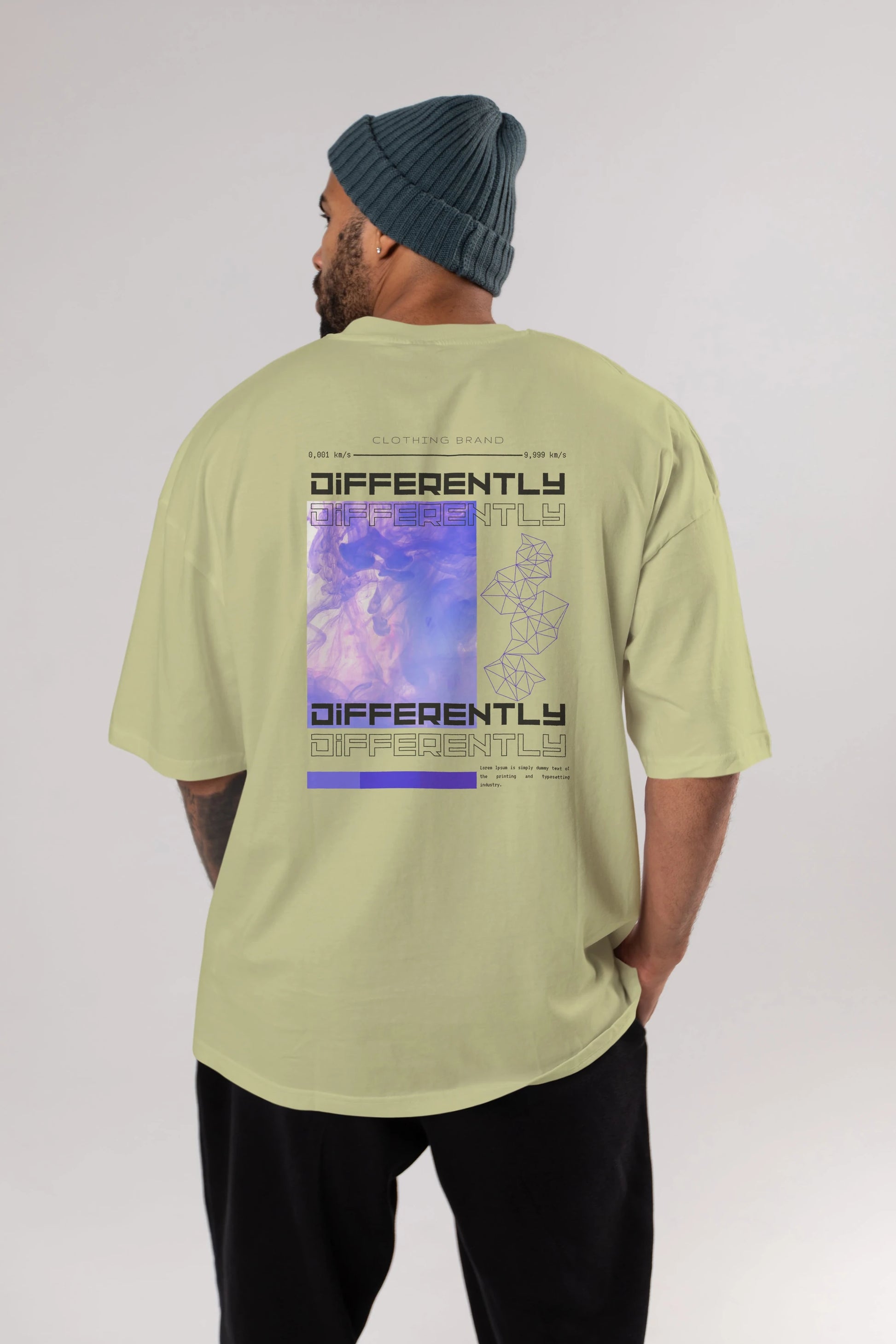 Differently Yazılı Arka Baskılı Oversize t-shirt Erkek Kadın Unisex