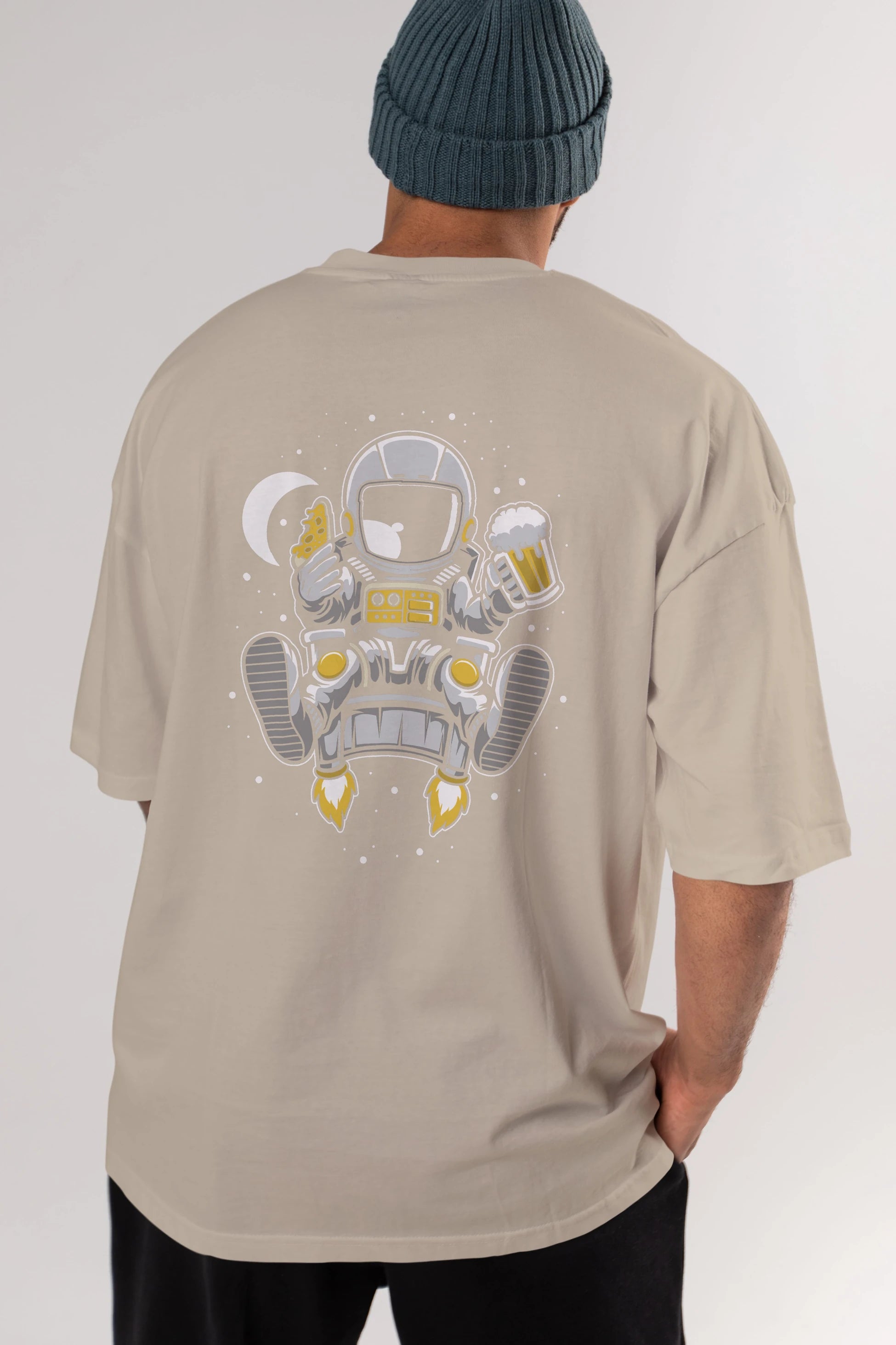 Astronaut Relax (2) Arka Baskılı Oversize t-shirt Erkek Kadın Unisex