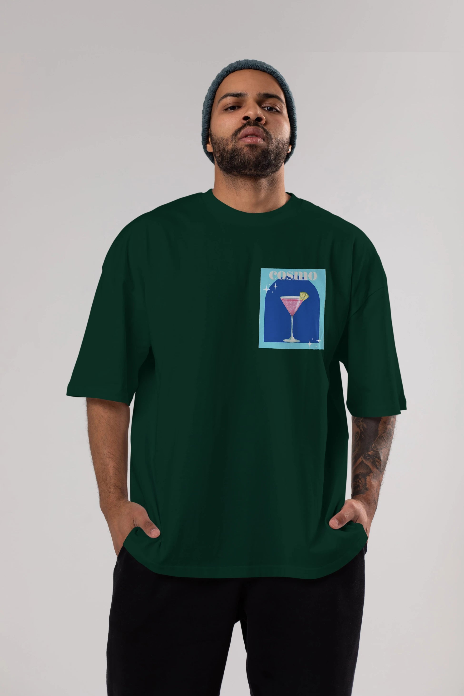 Cosmopolitan 2 Ön Sol Baskılı Oversize t-shirt Erkek Kadın Unisex %100 Pamuk Bisiklet Yaka tişort