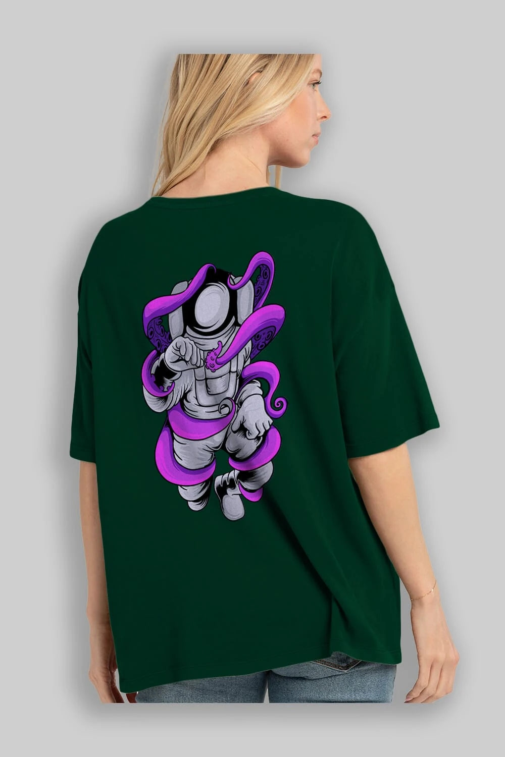 Astronaut fighting octopus Arka Baskılı Oversize t-shirt Erkek Kadın Unisex