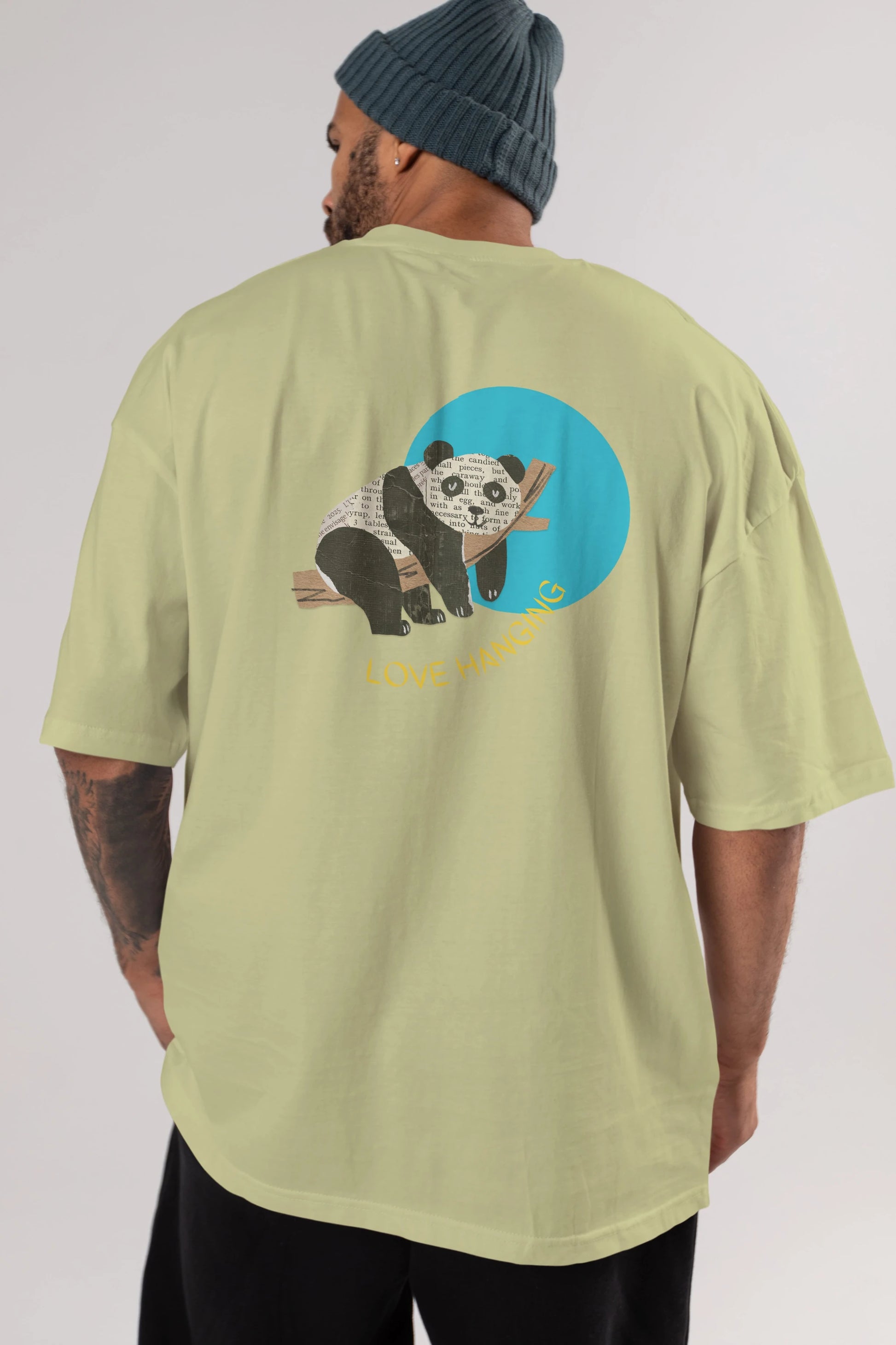 Panda Love Hanging Arka Baskılı Oversize t-shirt Erkek Kadın Unisex