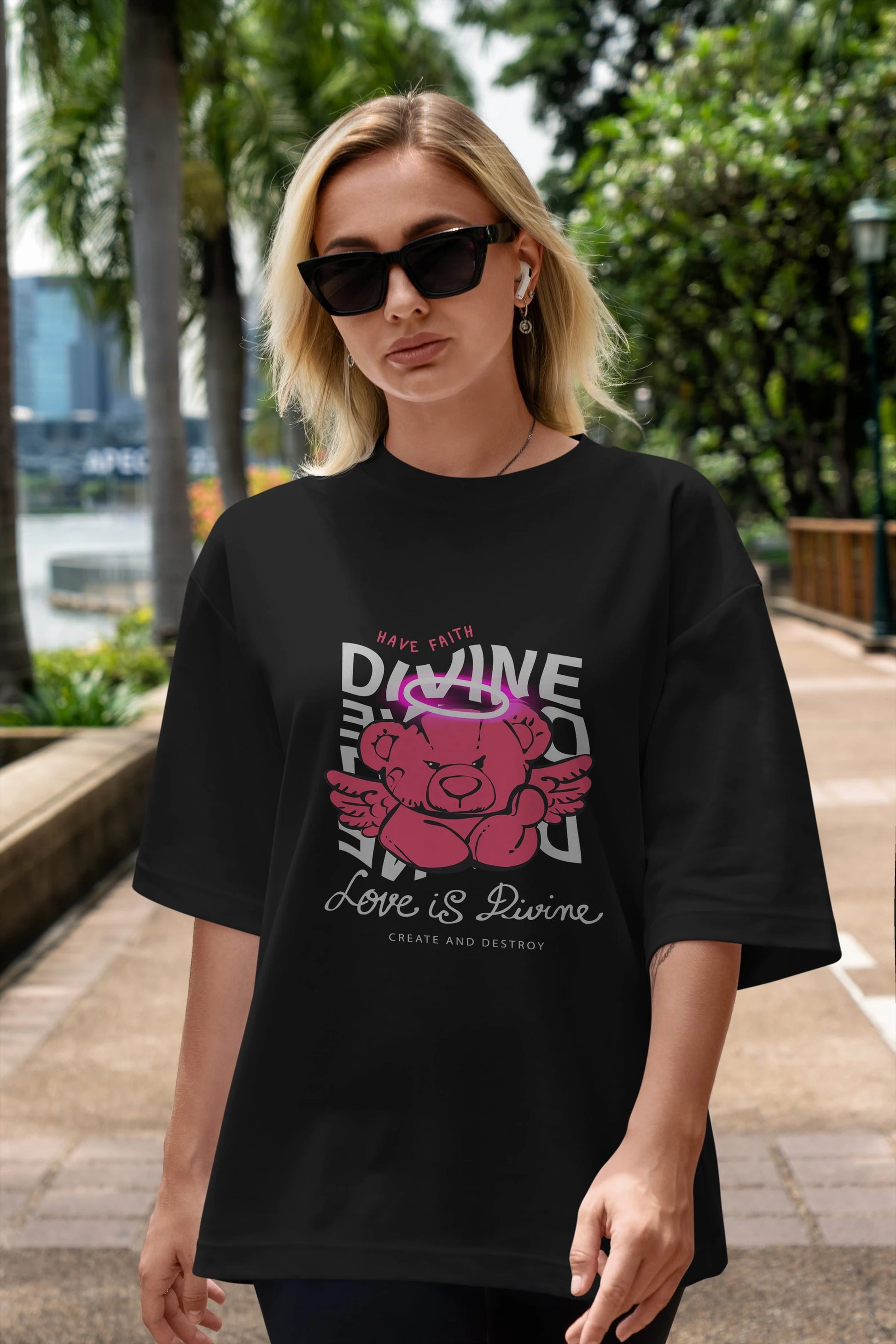 Love is Divine Bear Ön Baskılı Oversize t-shirt Erkek Kadın Unisex