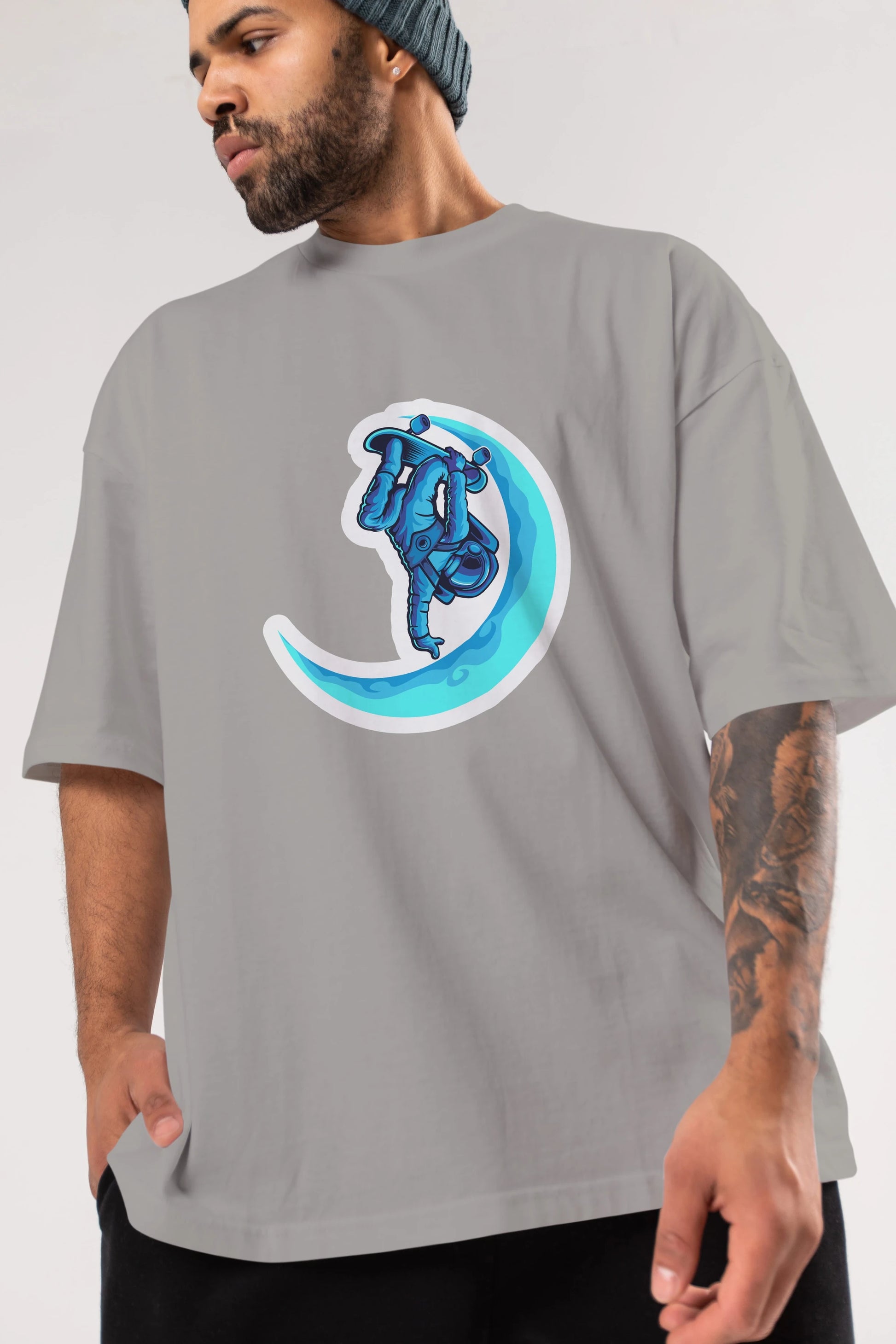 Skating on the moon sticker Ön Baskılı Oversize t-shirt Erkek Kadın Unisex