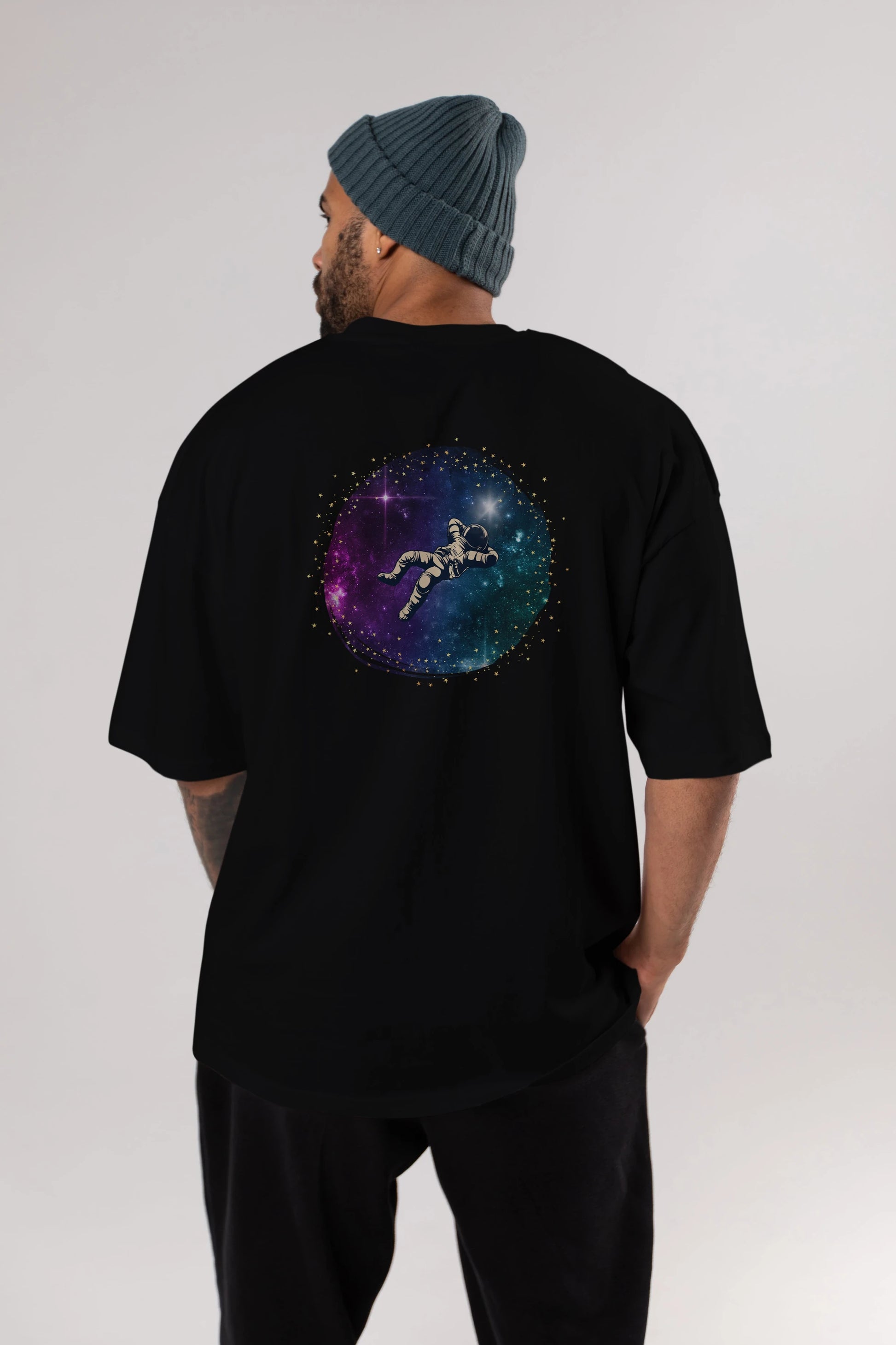 Astronaut in the Galaxy Arka Baskılı Oversize t-shirt Erkek Kadın Unisex