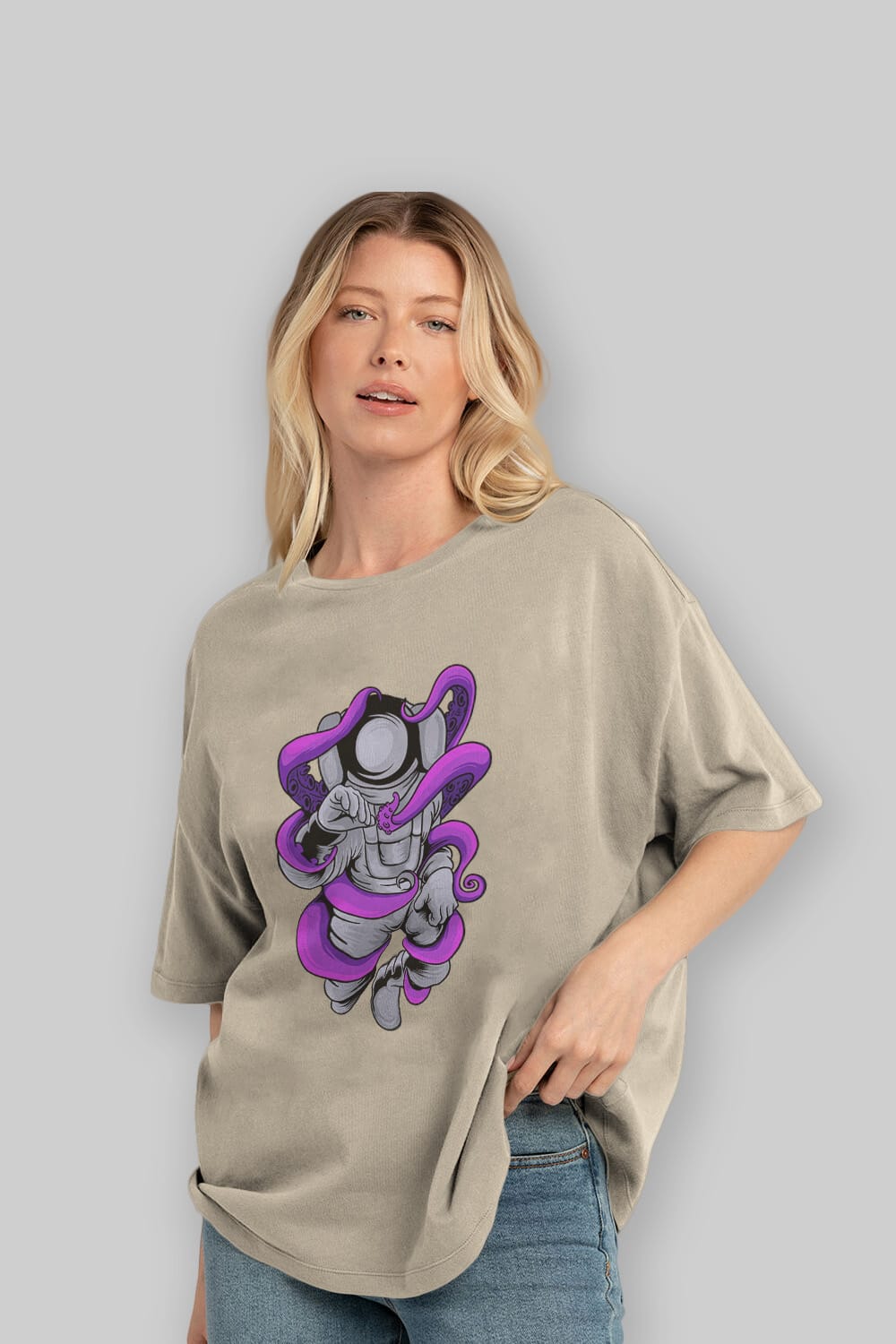 Astronaut fighting octopus Ön Baskılı Oversize t-shirt Erkek Kadın Unisex
