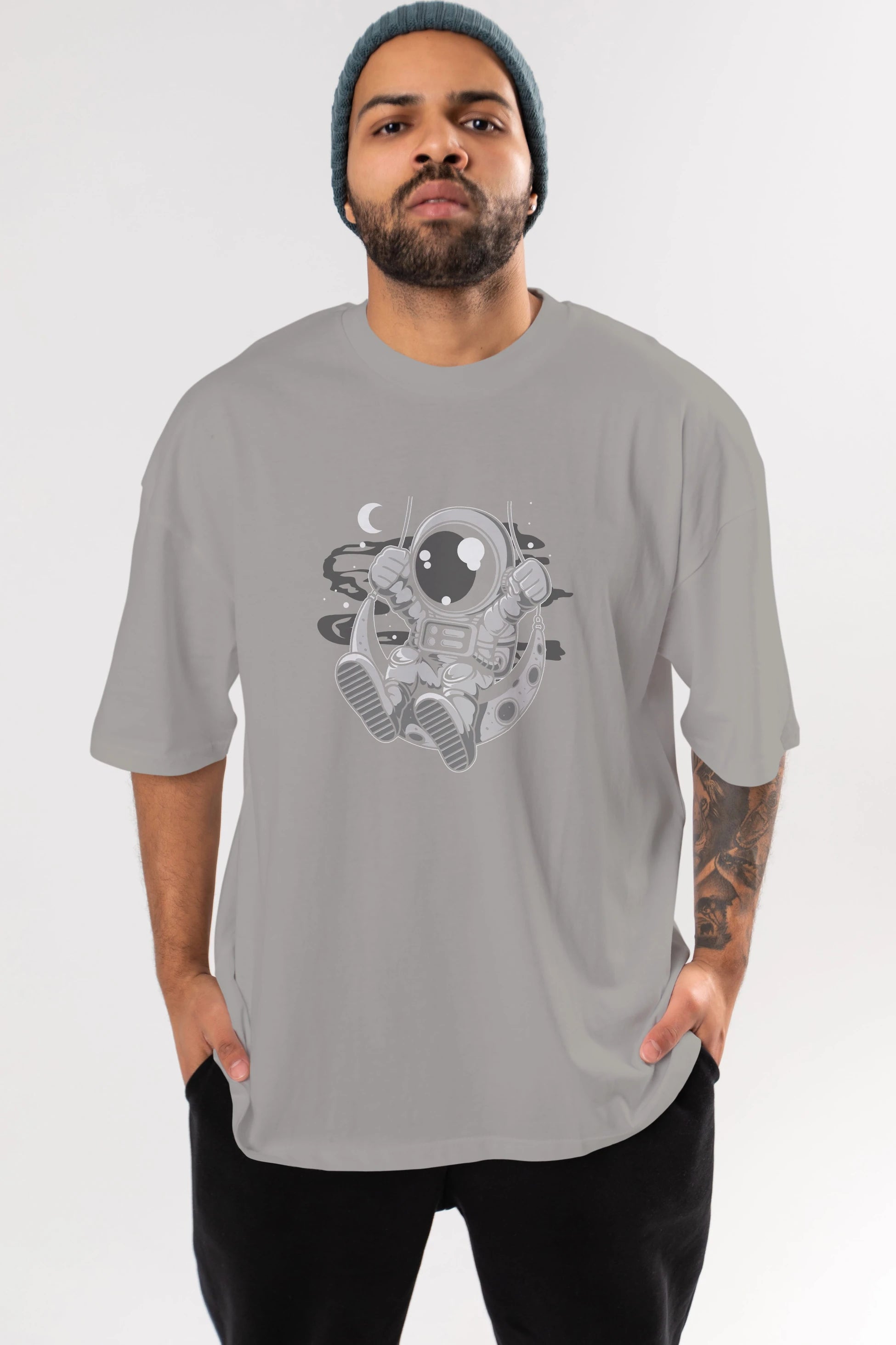 Astronaut Moon Swinger Ön Baskılı Oversize t-shirt Erkek Kadın Unisex
