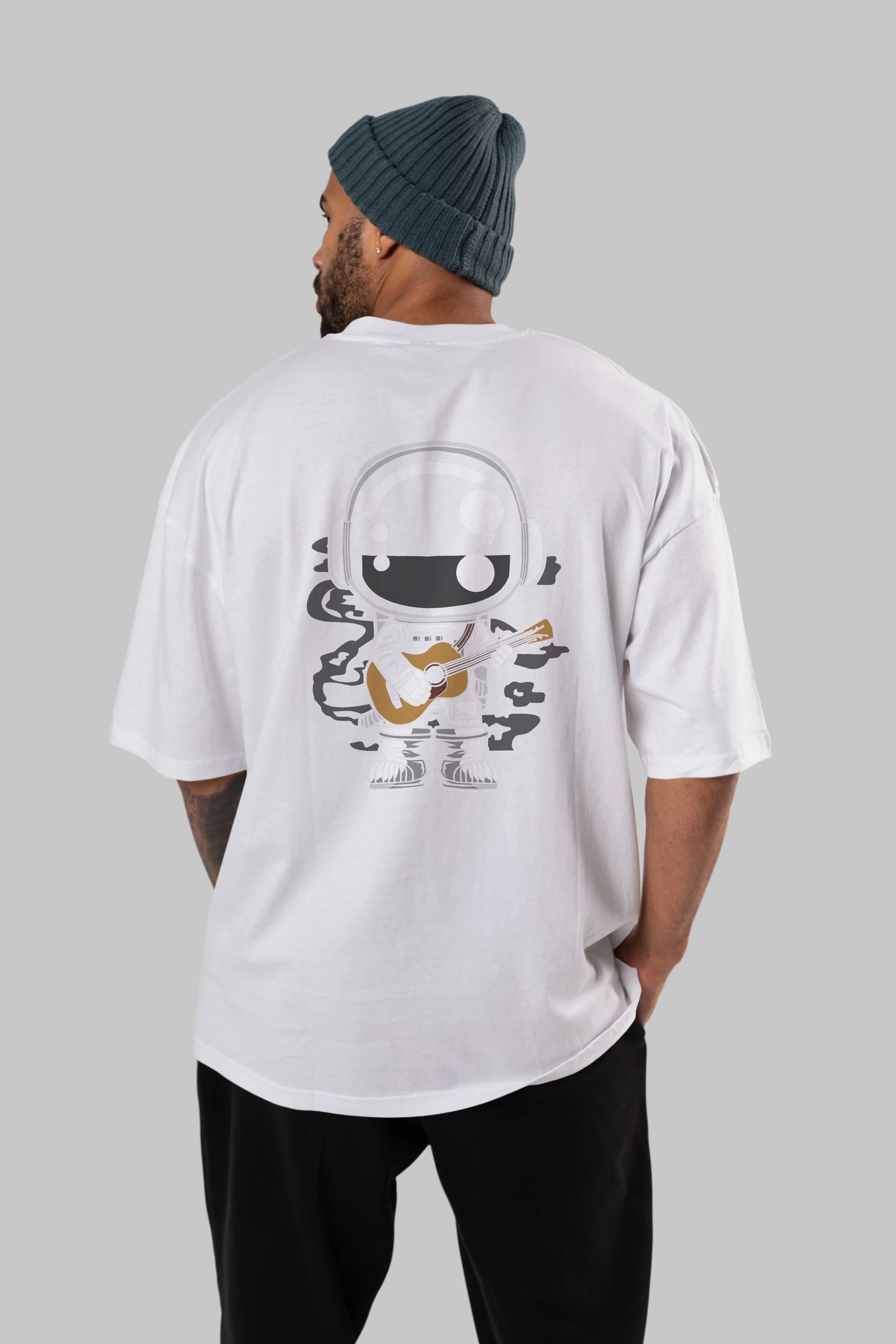 Astronaut Acoustic Guitar Arka Baskılı Oversize t-shirt Erkek Kadın Unisex
