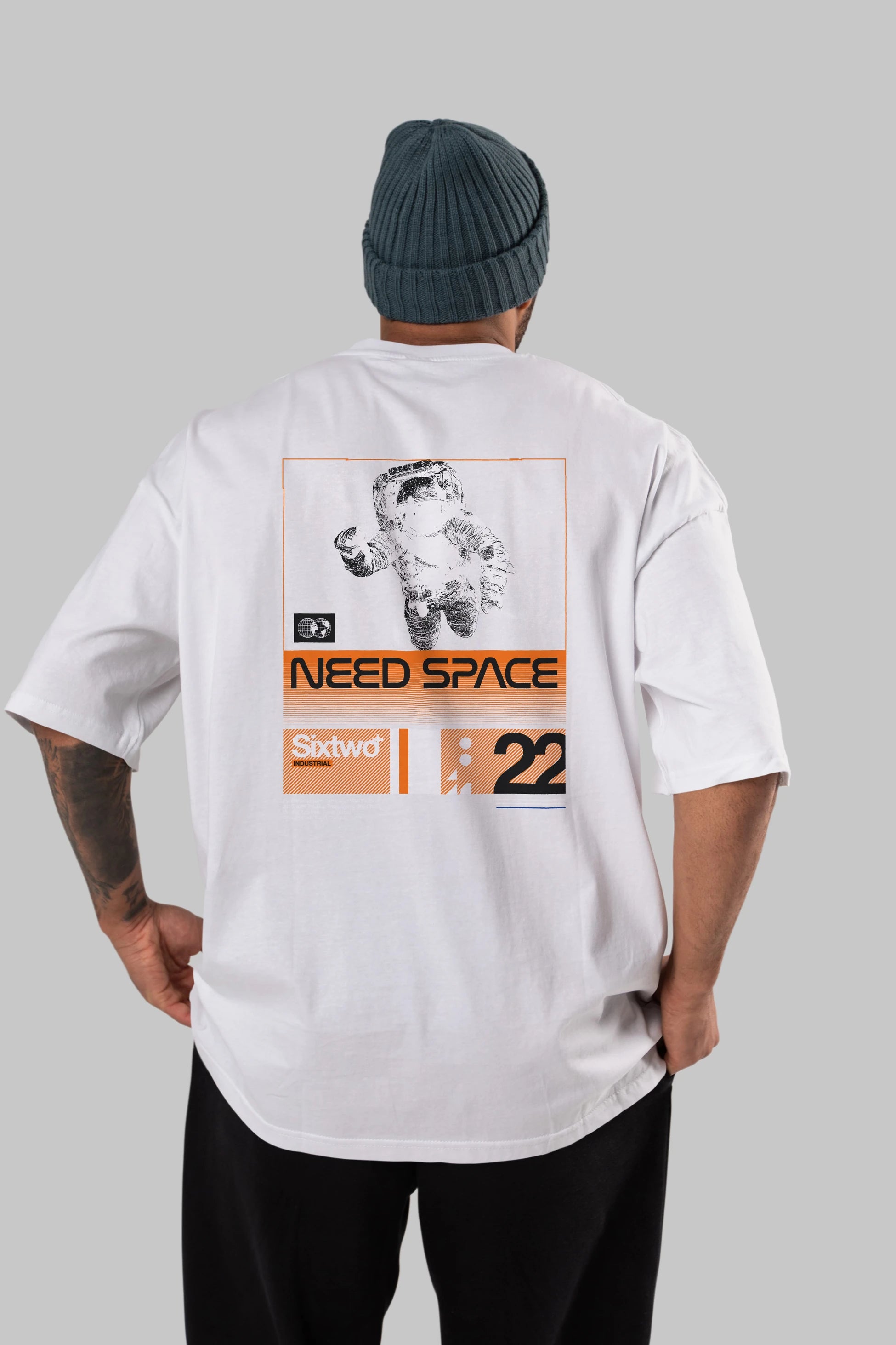 Need Space Arka Baskılı Oversize t-shirt Erkek Kadın Unisex