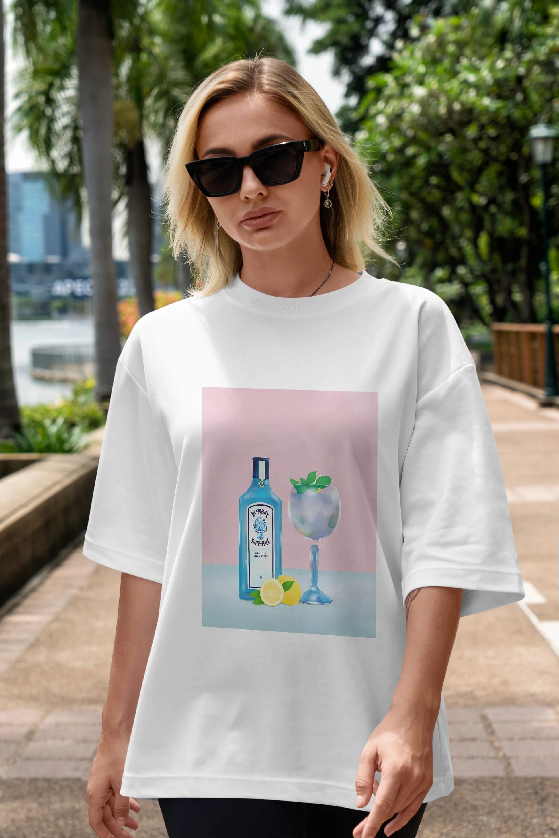 Bombay Sapphire Dry Gin Ön Baskılı Oversize t-shirt Erkek Kadın Unisex %100 Pamuk Bisiklet Yaka tişort